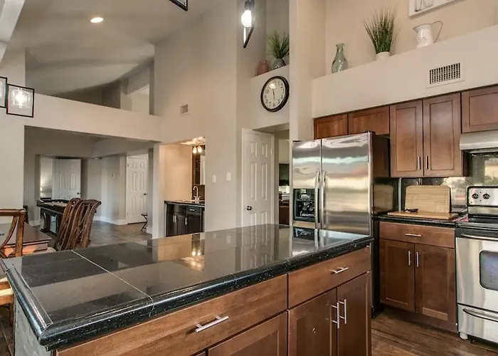 Holiday home Spectacular Hilltop Wresort Like Backyard Fountain Hills