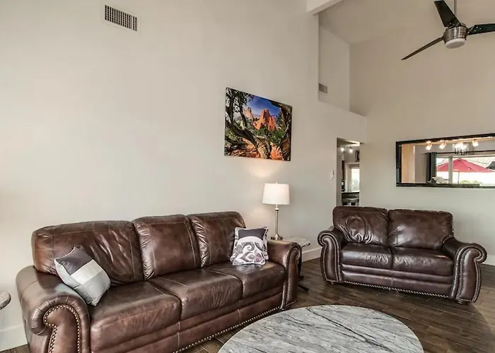 Spectacular Hilltop Wresort Like Backyard * Fountain Hills