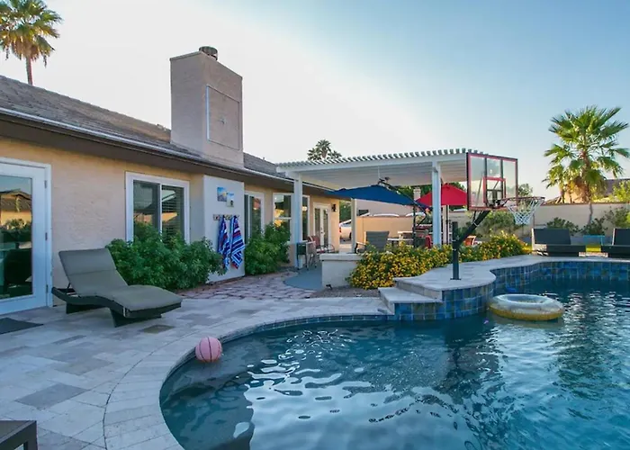 Holiday home Spectacular Hilltop Wresort Like Backyard Fountain Hills
